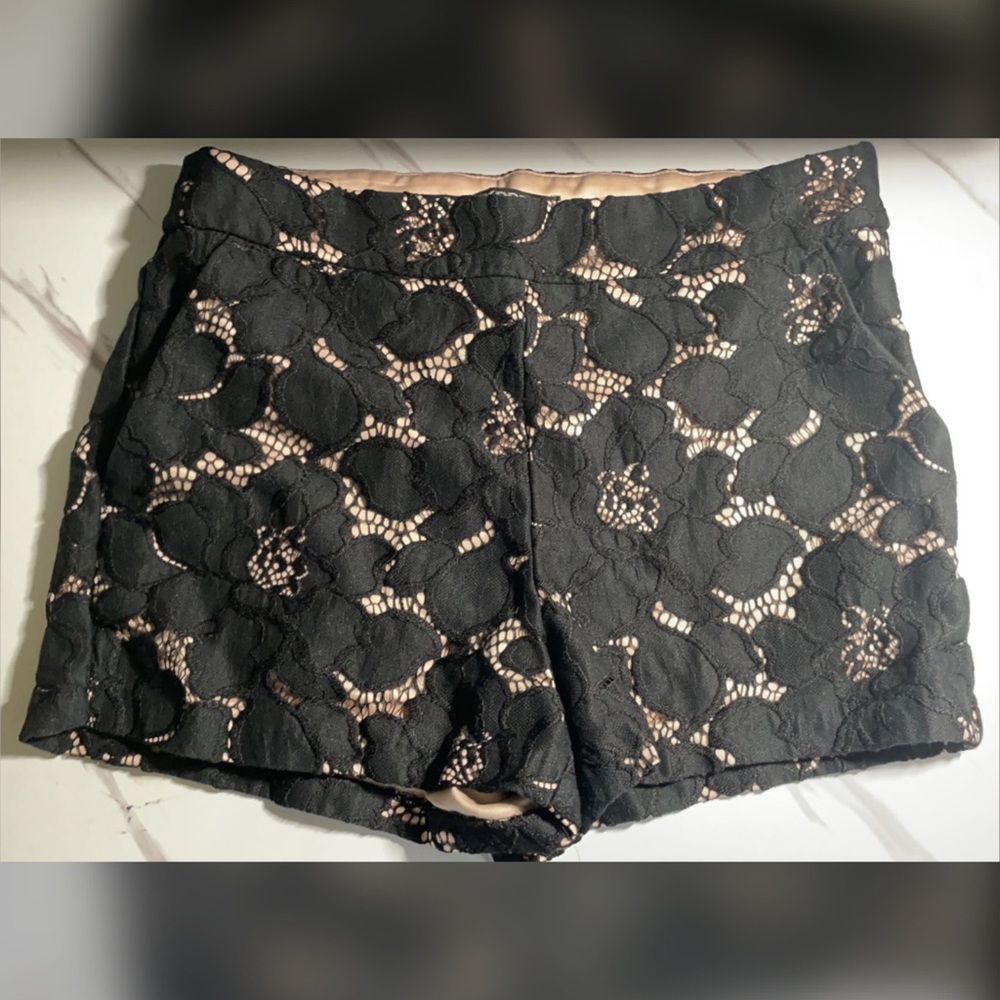 EXPRESS black floral lace shorts with nude liner size 0